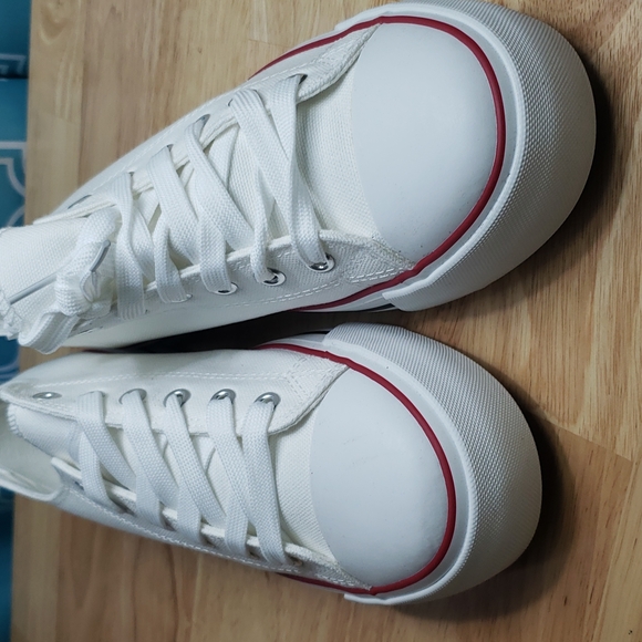 Olivia Miller shoes - Picture 2 of 12